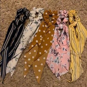 Pack of 5 hair pieces!